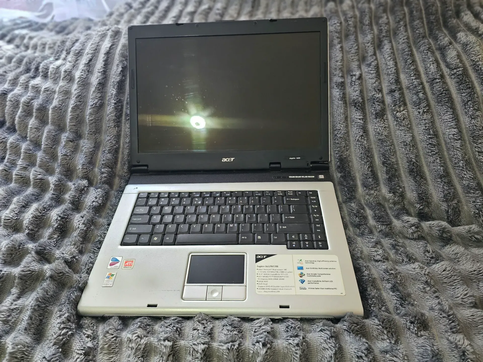 Laptop Acer Aspire 1652