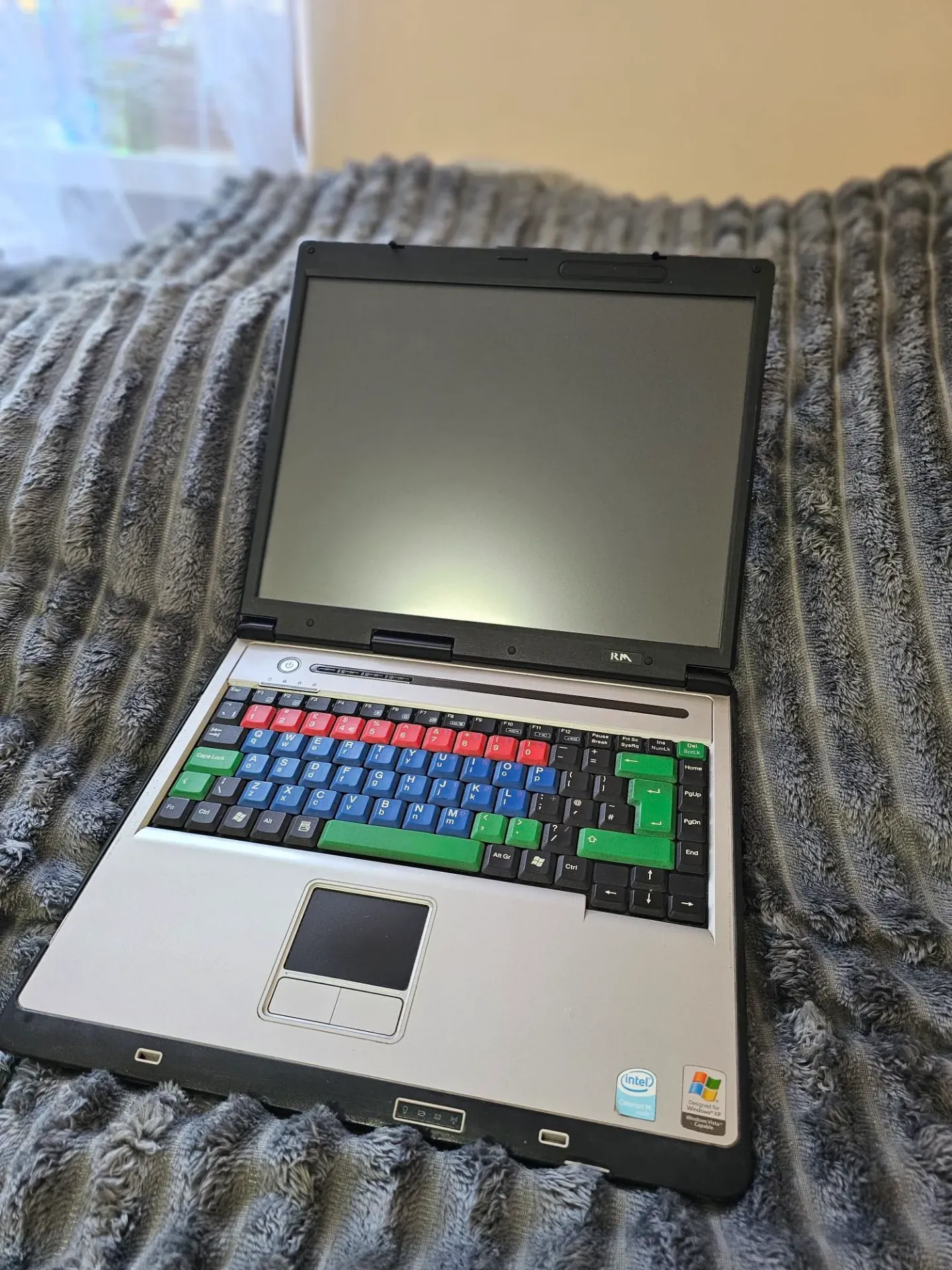 Laptop RM Mobile One 945 